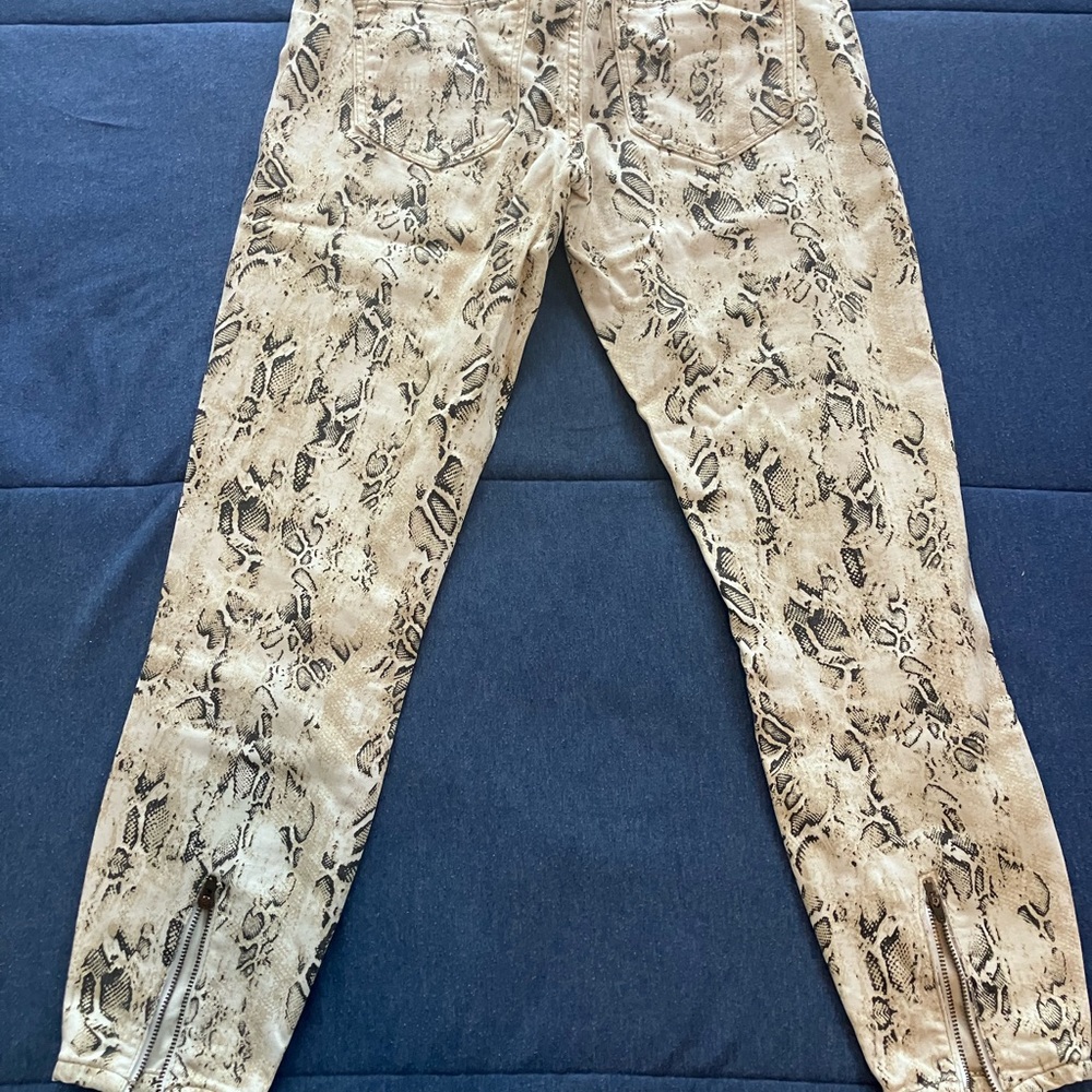 Animal print - Picture 5 of 5